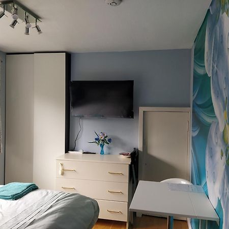Self Catering Studio Flat Apartment Edinburgh Bagian luar foto