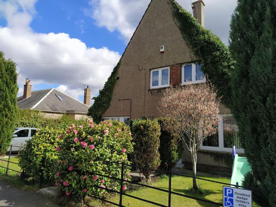 Self Catering Studio Flat Apartment Edinburgh Bagian luar foto