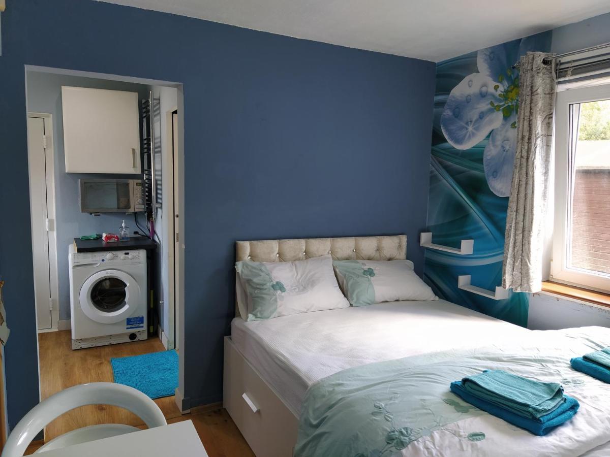Self Catering Studio Flat Apartment Edinburgh Bagian luar foto