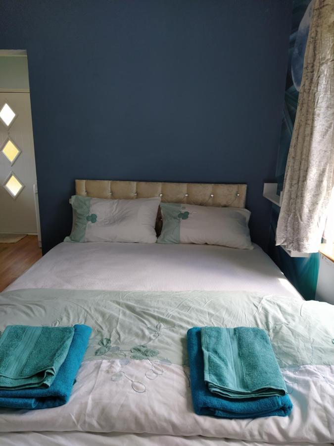 Self Catering Studio Flat Apartment Edinburgh Bagian luar foto