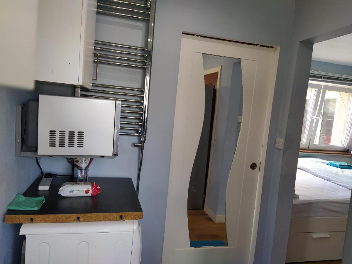 Self Catering Studio Flat Apartment Edinburgh Bagian luar foto