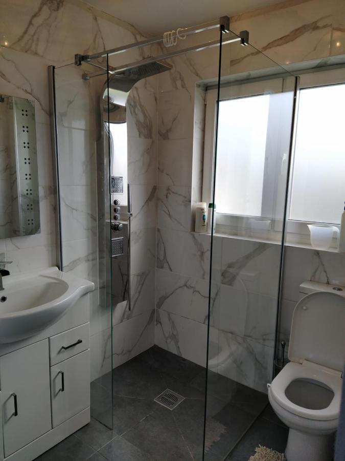 Self Catering Studio Flat Apartment Edinburgh Bagian luar foto