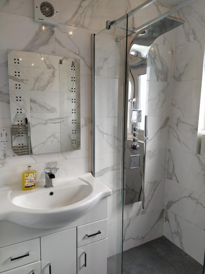 Self Catering Studio Flat Apartment Edinburgh Bagian luar foto